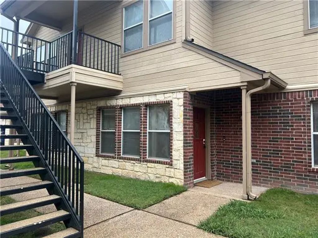 1401 Bagby Avenue 11, Waco
