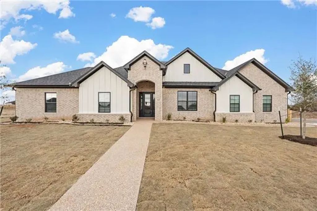2101 Bankside Lane, Lorena