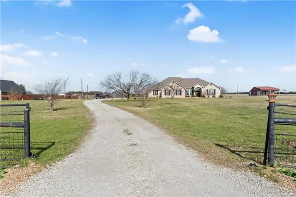 1841 Old Ranch Road, China Spring