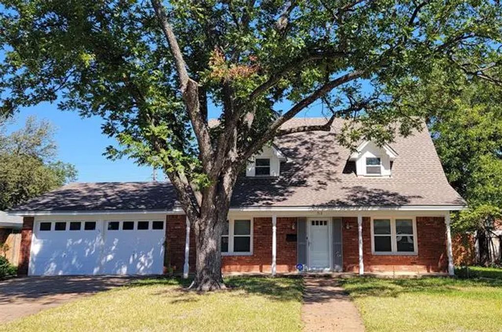 312 Cotillion Road, Fort Worth