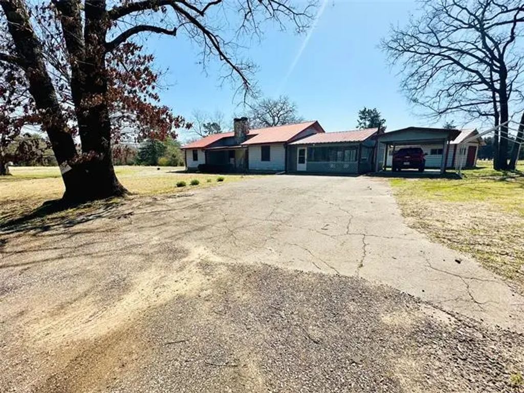318 County Road Se 4265, Mount Vernon