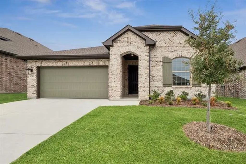 4232 Anglers Way, Royse City