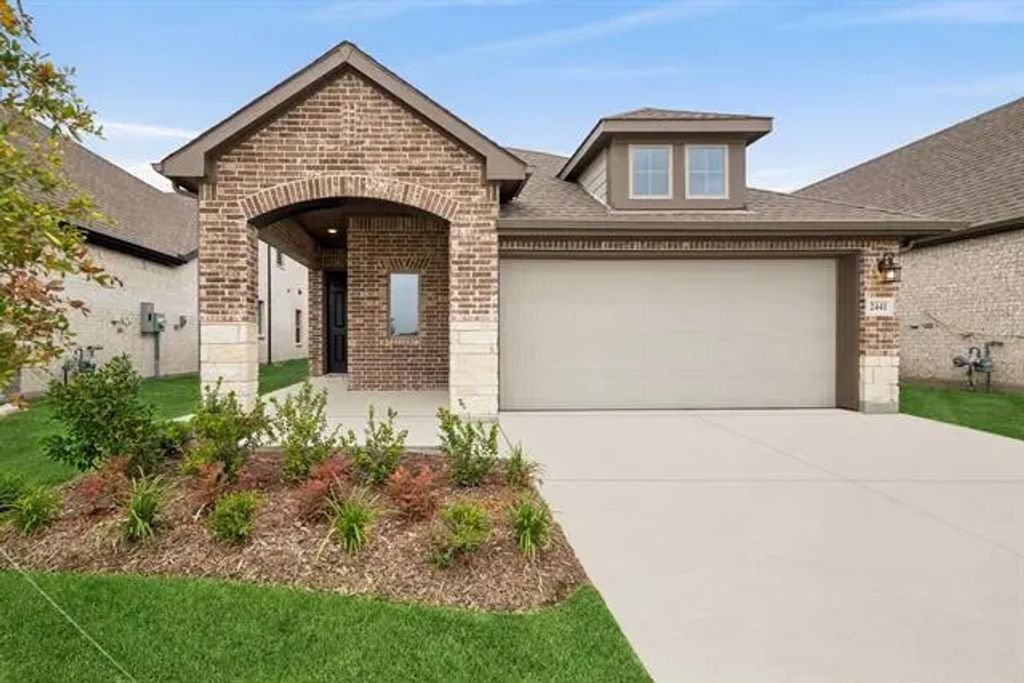 2441 Jackson Burn Drive, Royse City