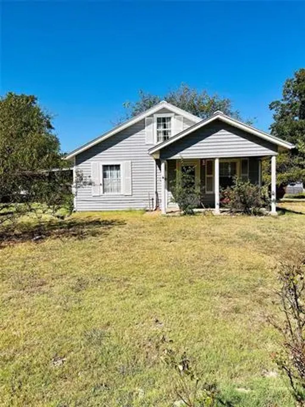 7155 Farm Road 1499, Sumner