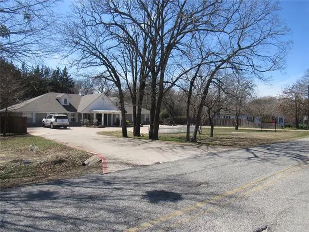 4318 W Crawford Street, Denison