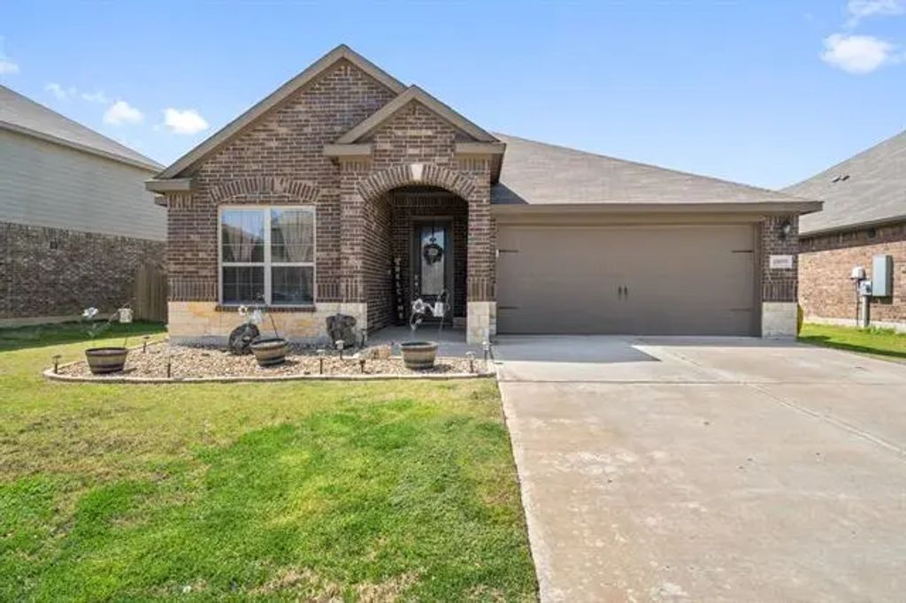 4809 Merchant Trail, Denton