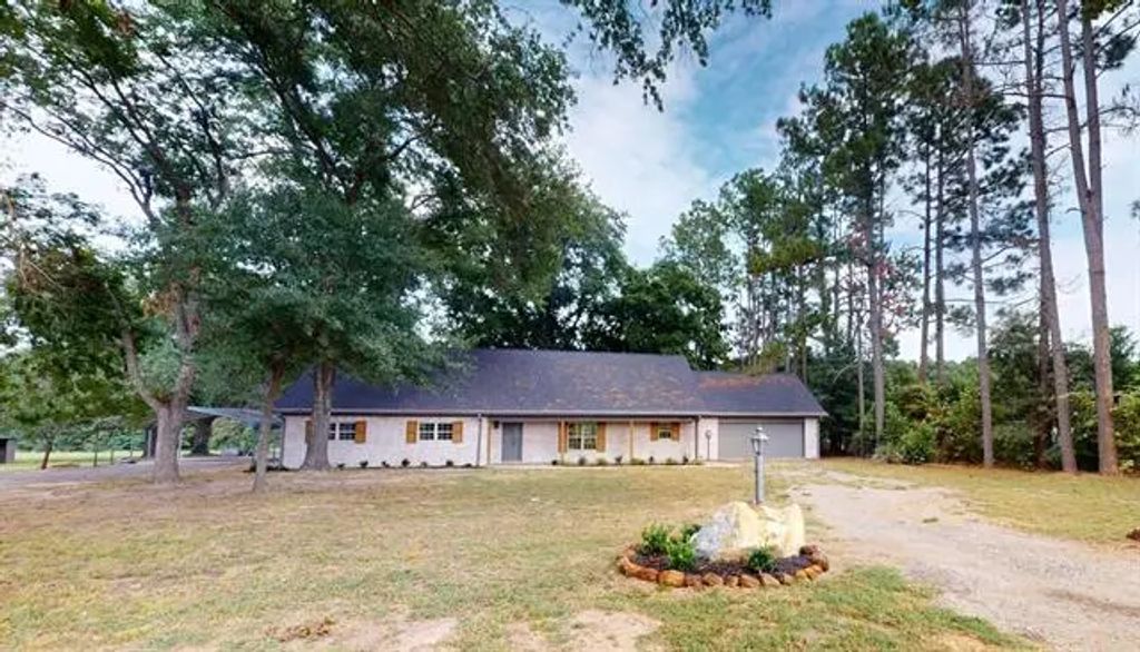 7367 County Road 4613, Athens