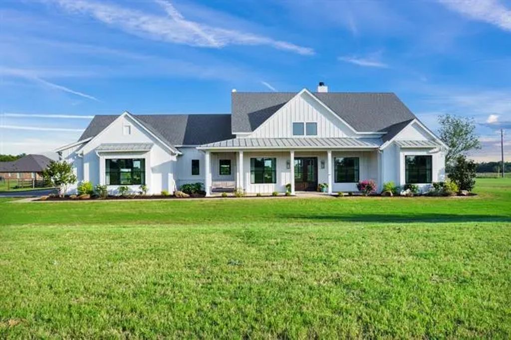 7030 Johnson Road, Granbury