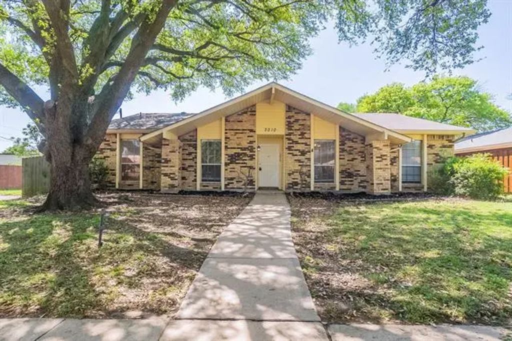 3010 Silverdale Lane, Garland