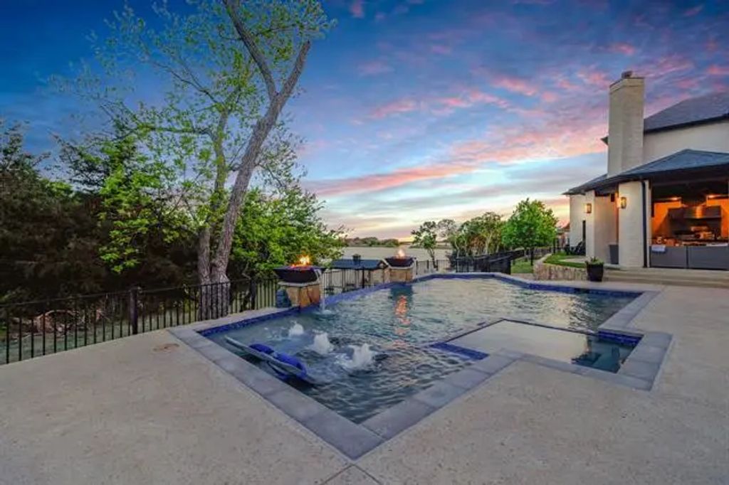 1812 Canal Court, Heath