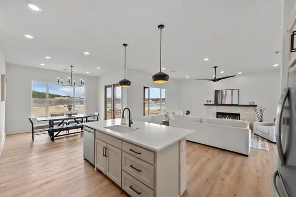 2040 Vista View, Graford