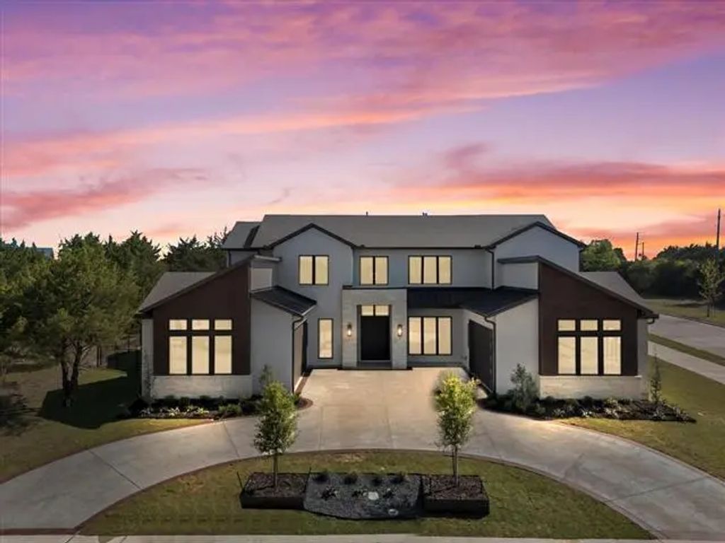 306 Broadmoor Drive, Heath