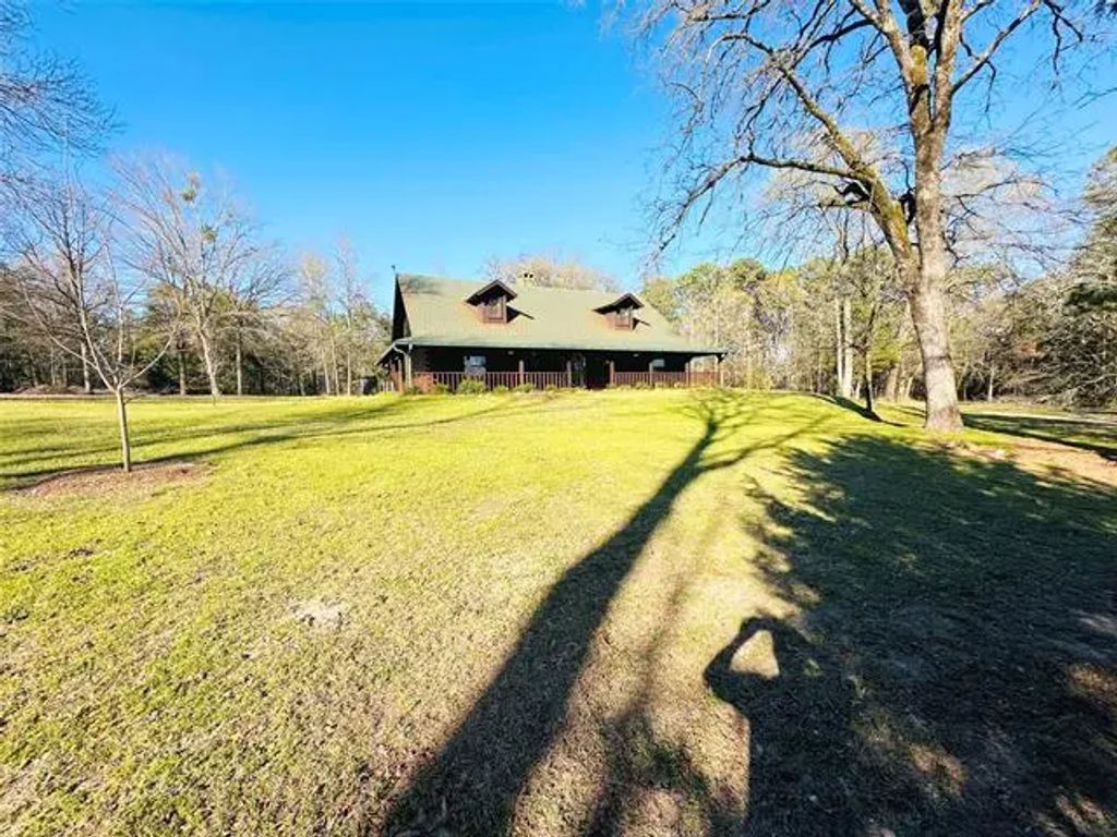 296 County Road 4555, Winnsboro