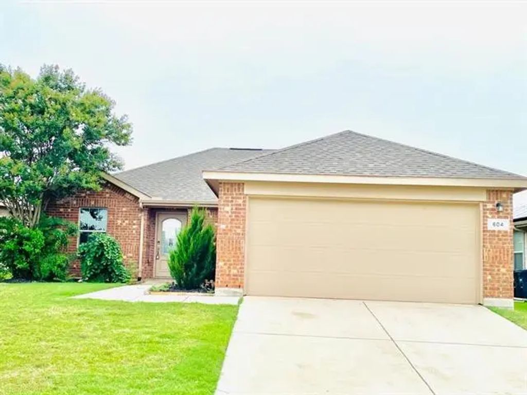 604 Poncho Lane, Fort Worth