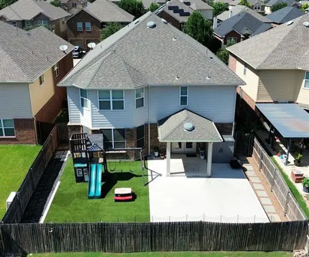 2224 Loreto Drive, Fort Worth