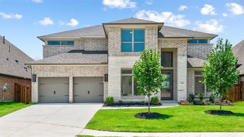 1305 Jaunty View, Forney