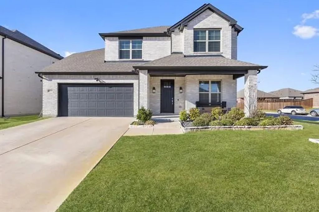 233 Brookview Drive, Lavon