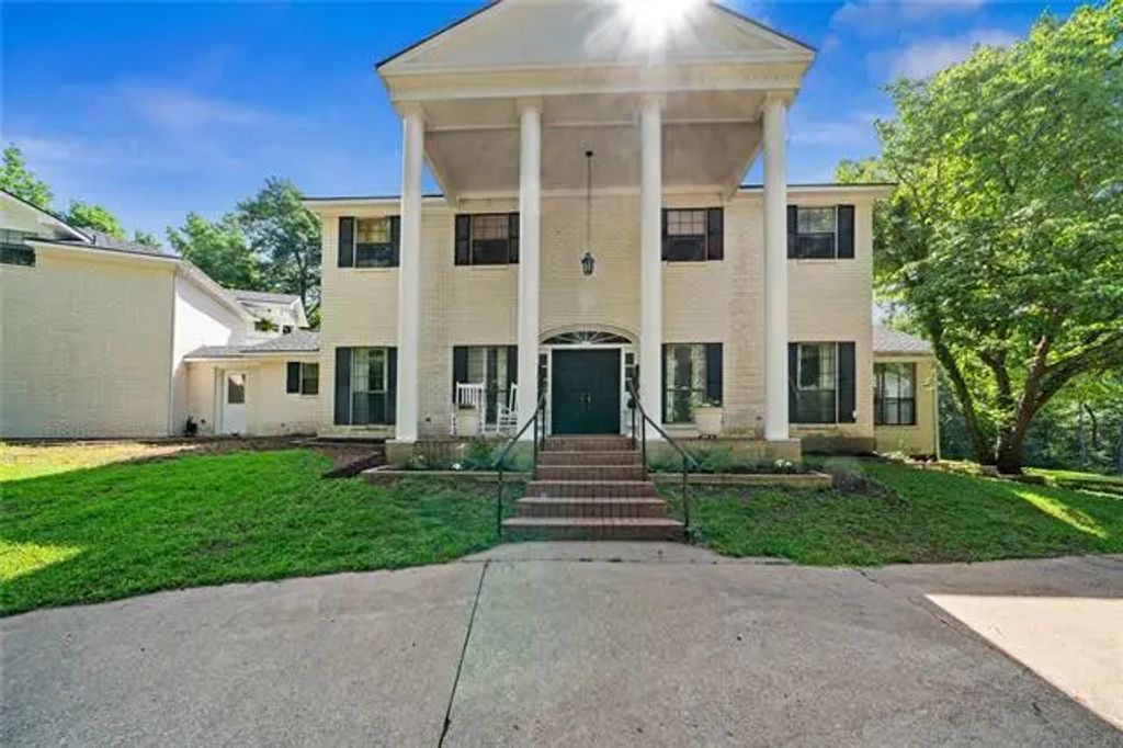 3000 Houston Street, Kilgore
