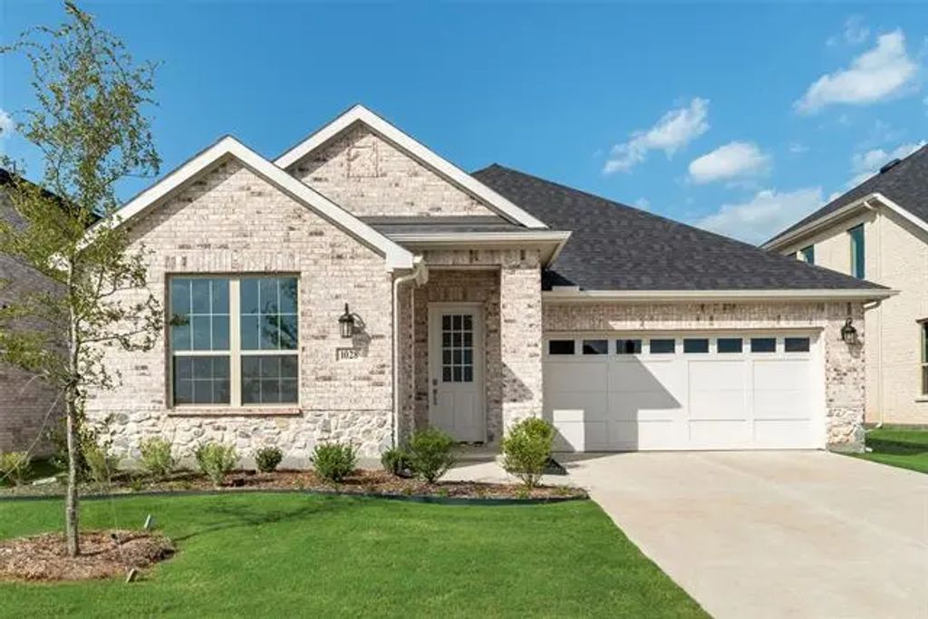 1028 Morning Dew Drive, Anna