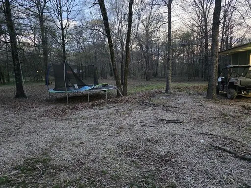 160 Zigler Road, Avery