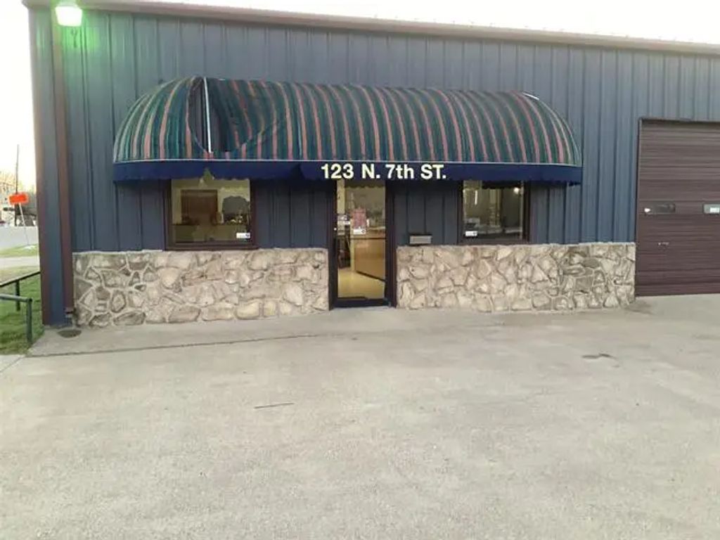123 N 7th Street, Corsicana