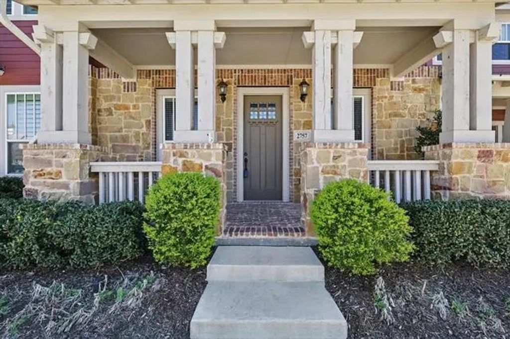 2757 S Market Square, Northlake