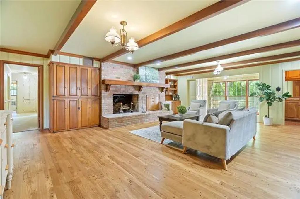 214 Country Club Road, Hillsboro