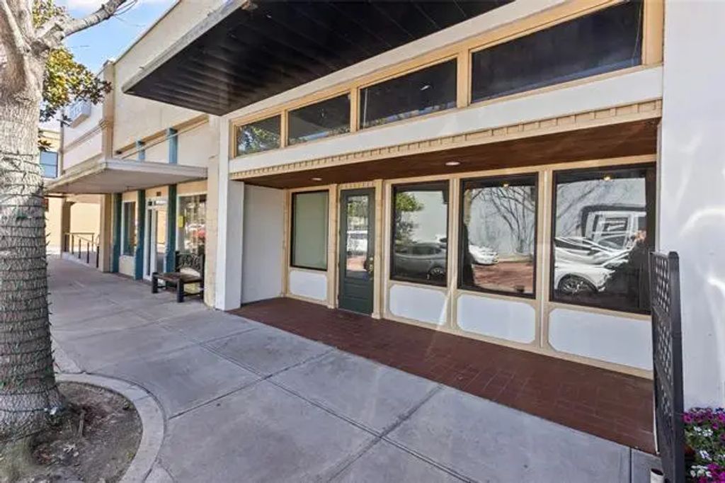 204 Main Street, Sulphur Springs