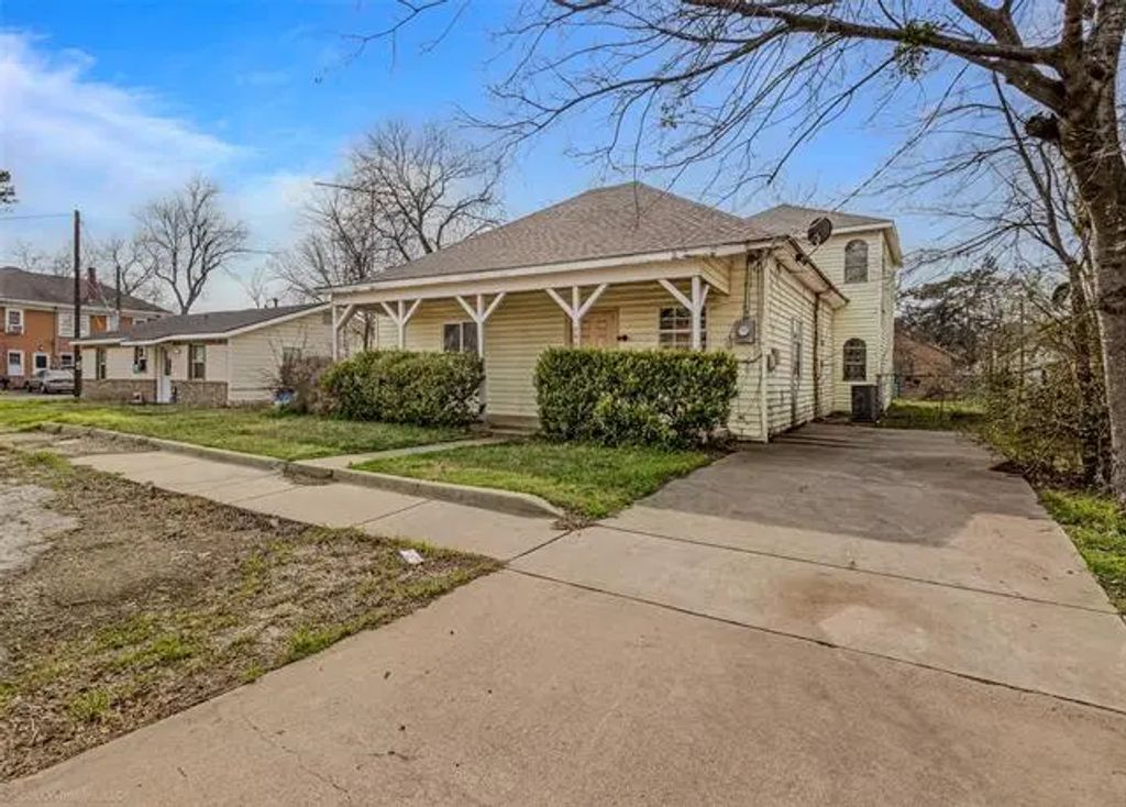 904 S Jackson Street, Kaufman