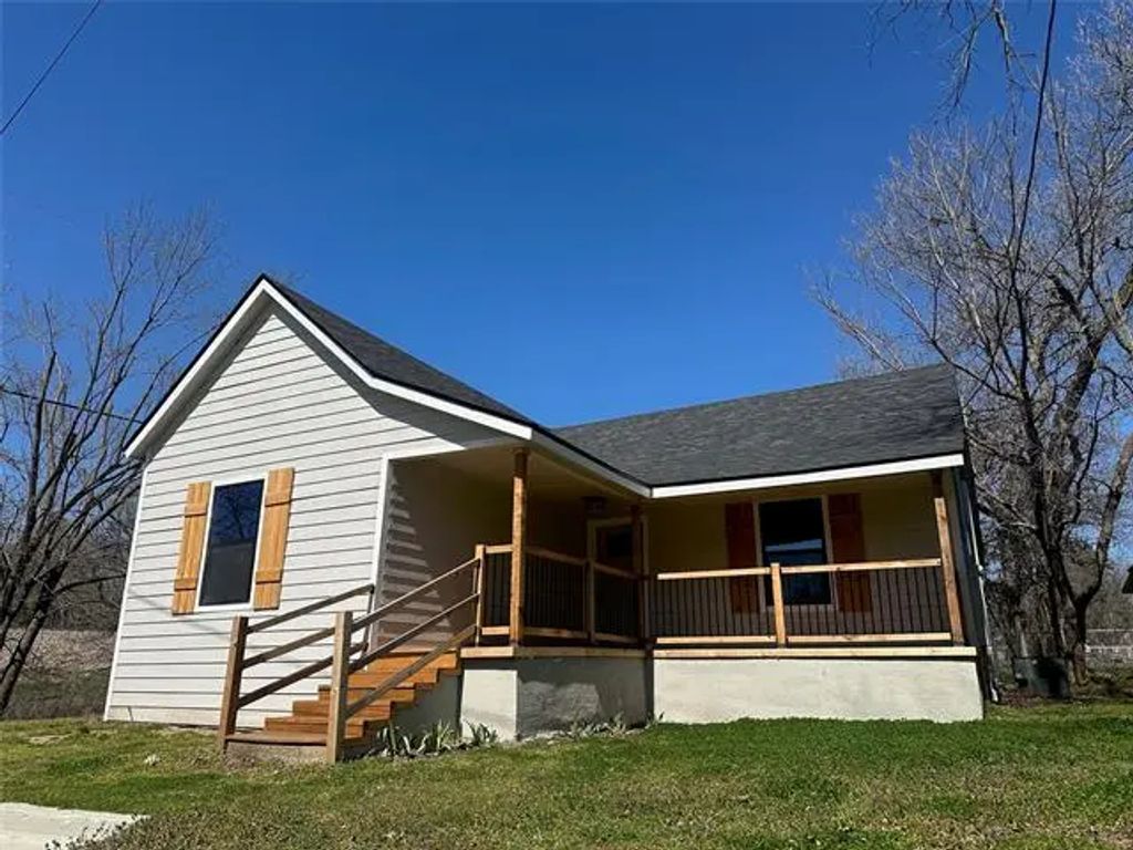431 W Monterey Street, Denison