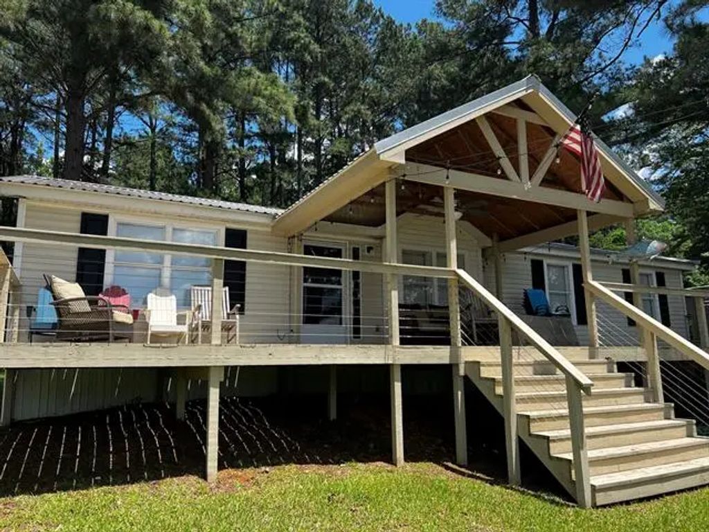 1523 Harmon Loop, Homer