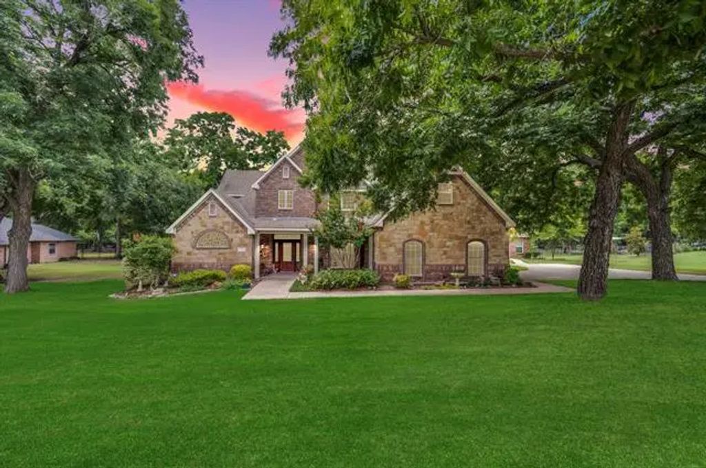3 Remington Court, Red Oak