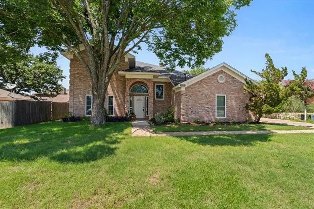 1403 Derby Drive, Kennedale