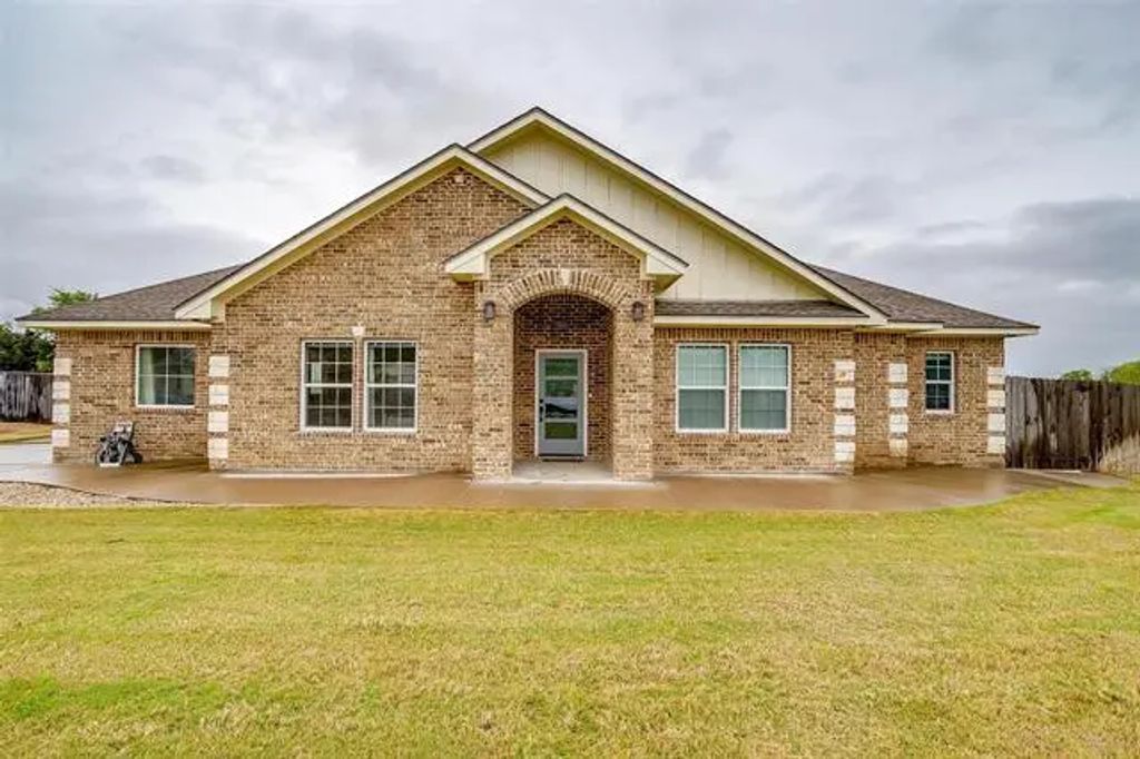 124 Sydney Lane, Robinson