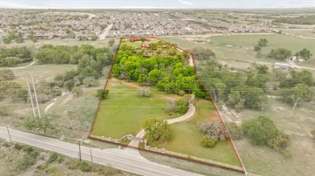 11720 White Settlement Road, Fort Worth