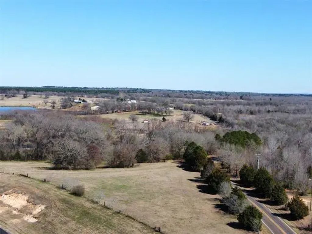 Lot 10 Cr 2724, Mineola