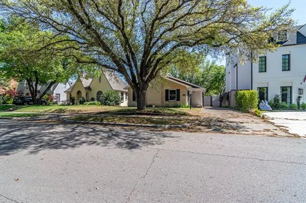 4077 Amherst Avenue, University Park