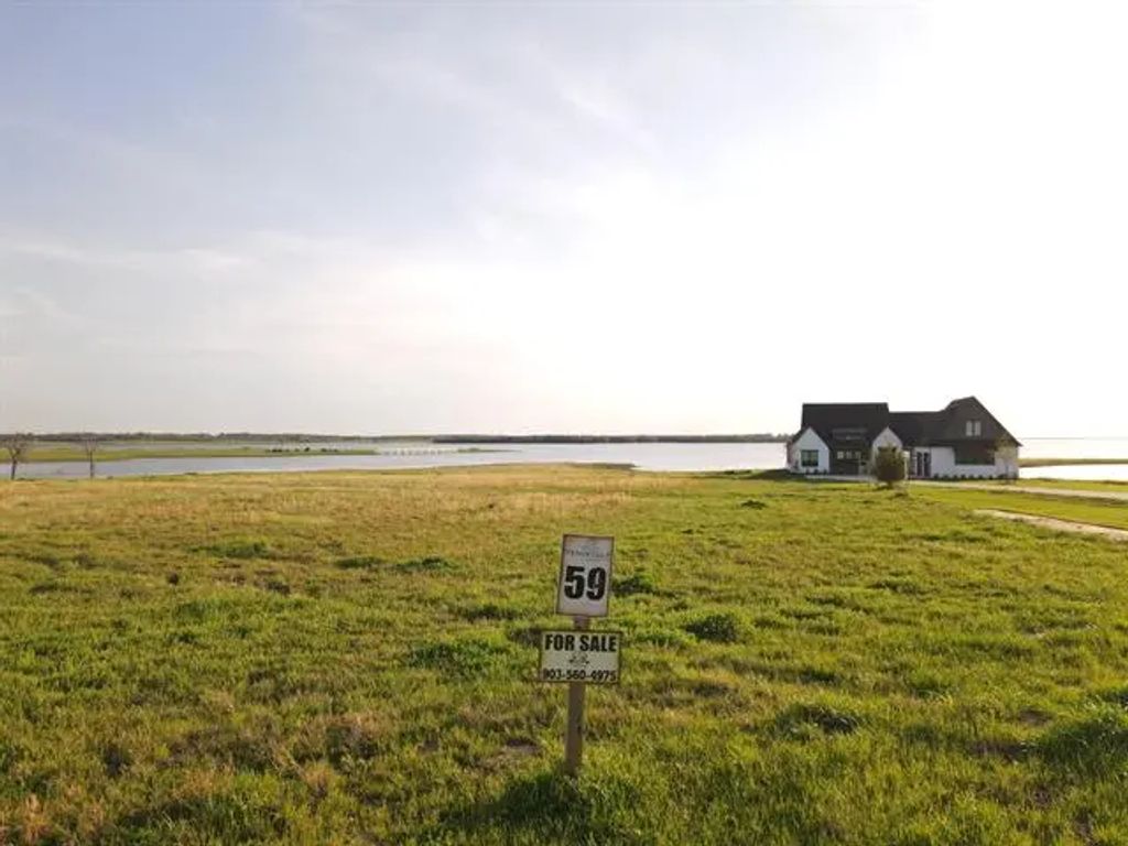 405 Sailview Court, Honey Grove