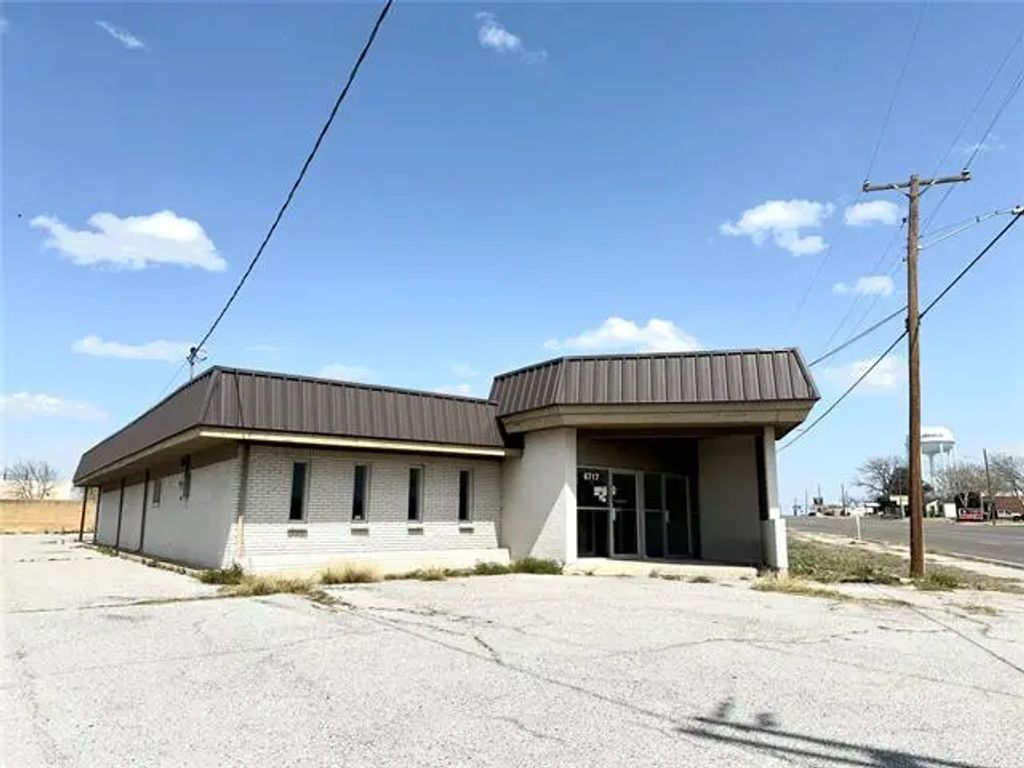 6717 Boulevard 26, North Richland Hills