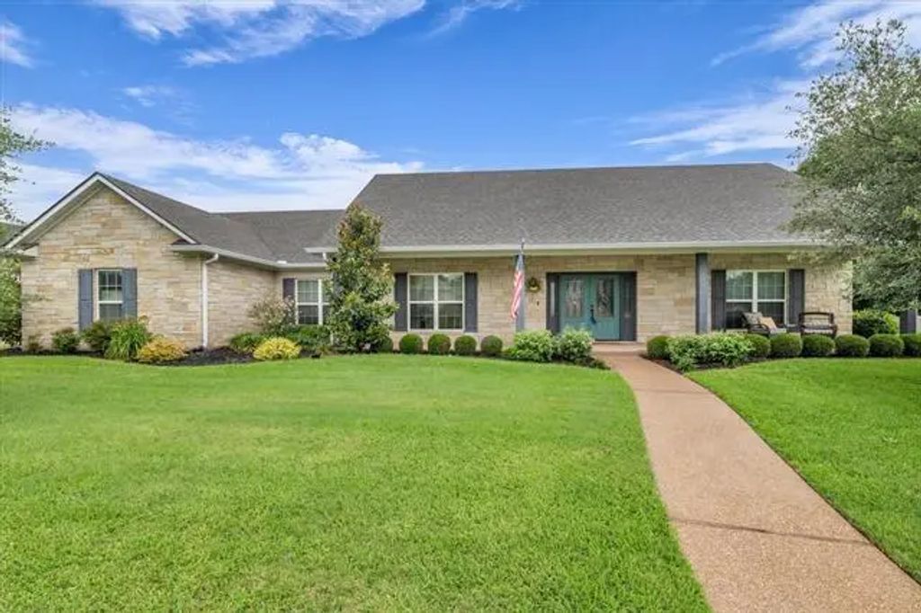 133 Creek Ridge, Waco