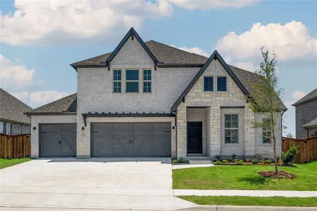 2825 Spring Valley Way, Anna