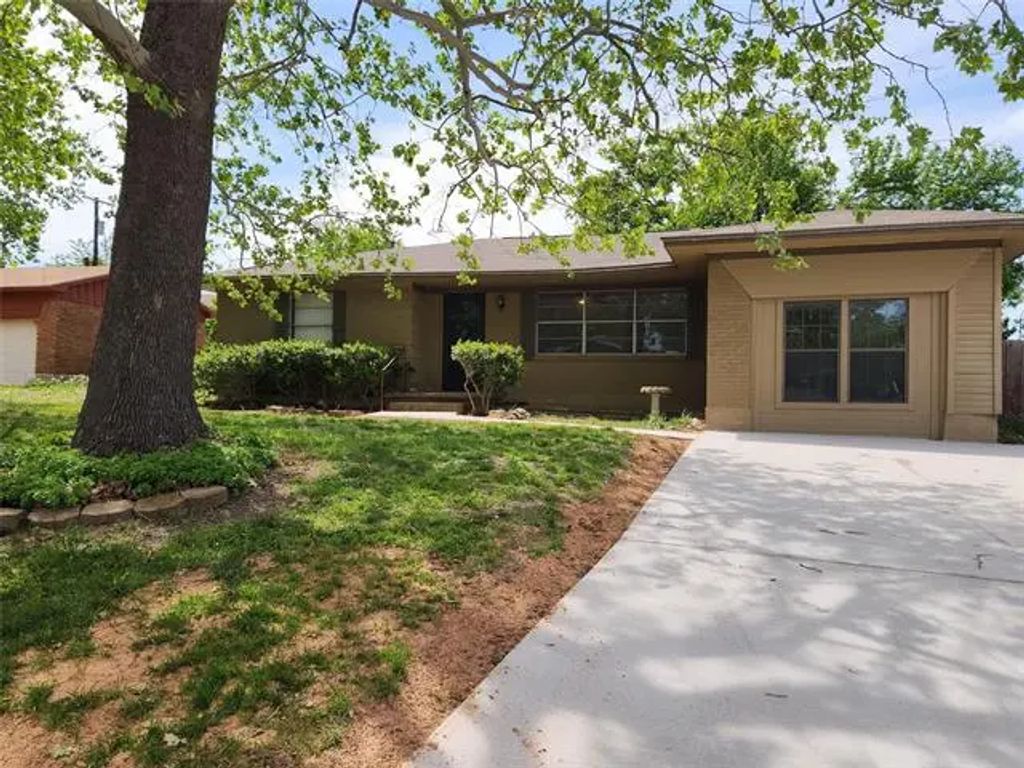 102 King Avenue, Howe