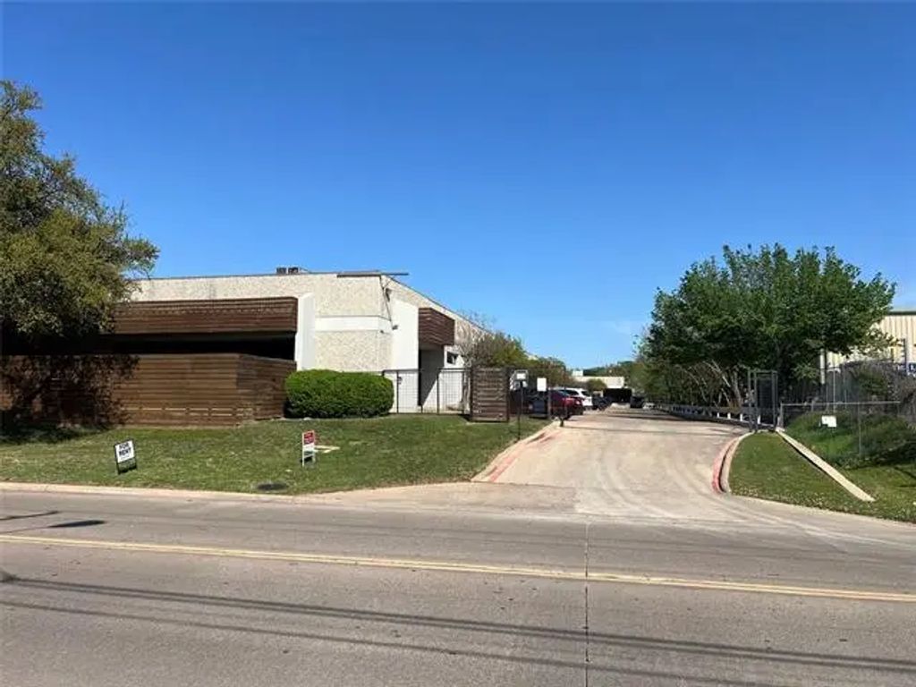 10606 Shady Trail 108, Dallas