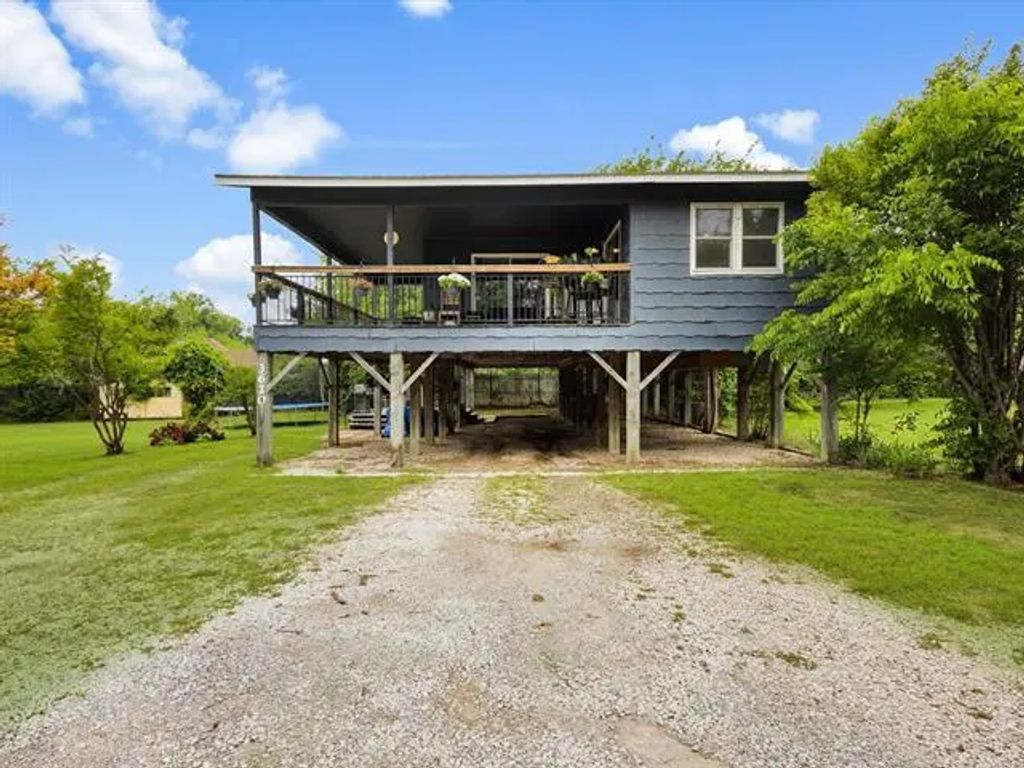 3620 Gerry Drive, Granbury
