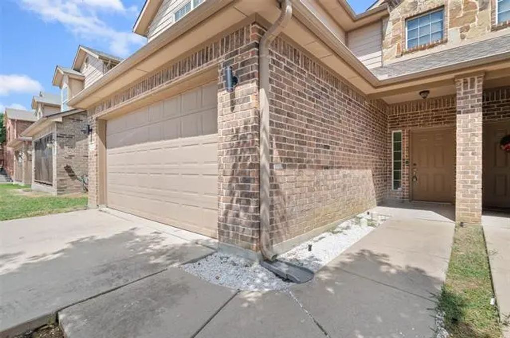 154 Castleridge Drive B, Little Elm