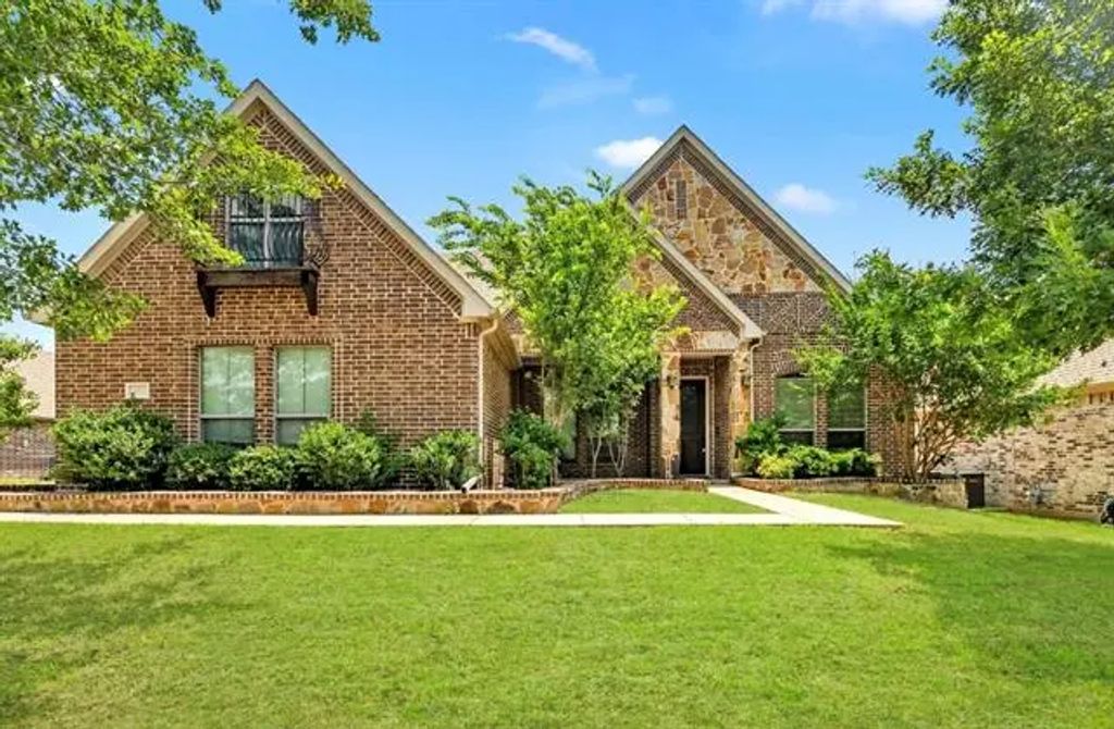 612 Buelwood Court, DeSoto