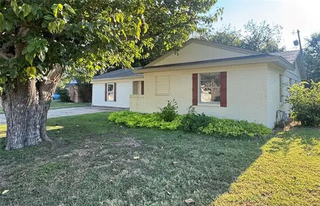 5621 Neystel Road, Fort Worth