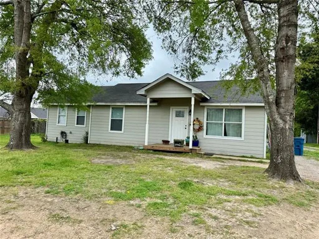 15421 County Road 4140, Lindale