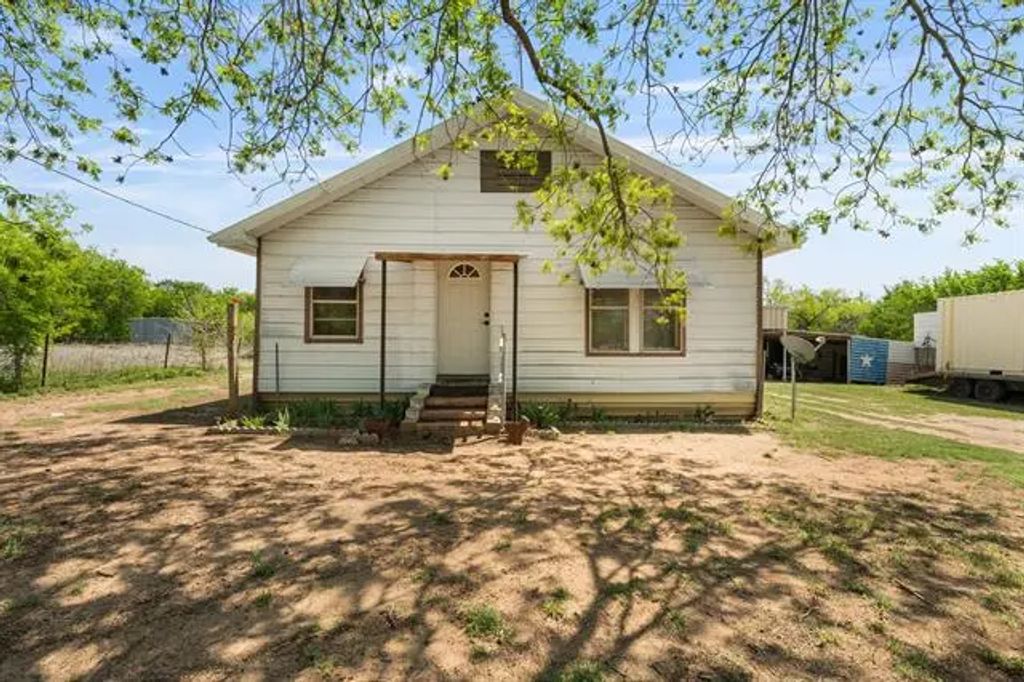 4820 N Highway 281, Mineral Wells