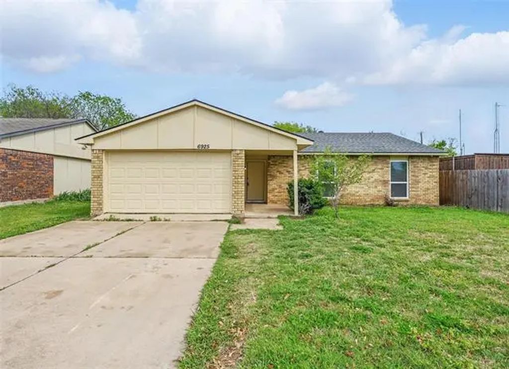 6925 Mid Cities Boulevard, North Richland Hills